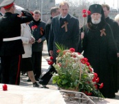 В парке им. Жукова, Кемерово. 9 мая 2006 г.