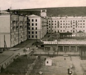 Двор напртив Дома с часами, 1959 г.